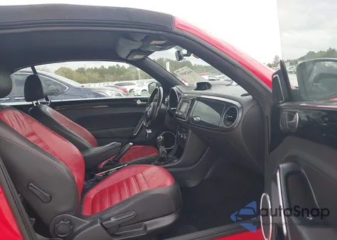 2013 Volkswagen Beetle 2.0T z USA, uszkodzony, nr VIN 3VW8S7AT1DM825656